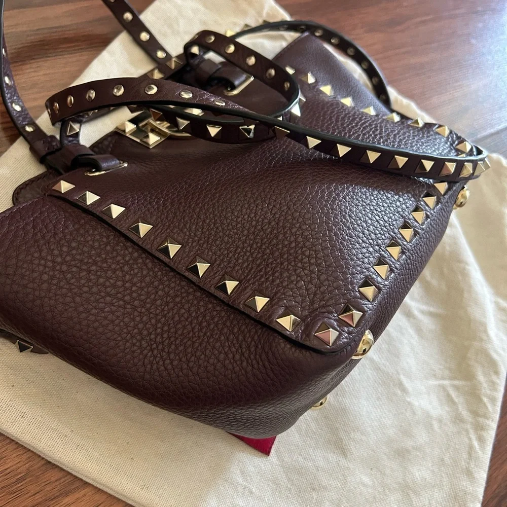 Valentino Garavani Rockstud Mini Tote - Picture 6 of 11